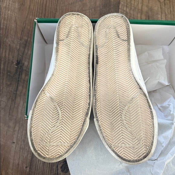 Nike Stranger Things White High-Top Sneakers - Picture 6 of 8